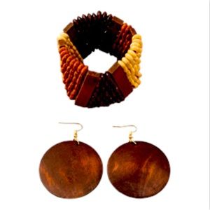 Wooden earring and bracelet set 3 piece fashionable